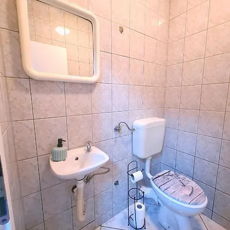 Apartment Three Roads Baska Voda